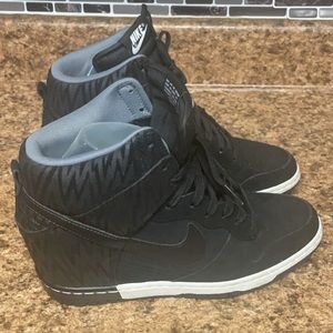 Nike Hi Dunk Wedge Sneaker❤️